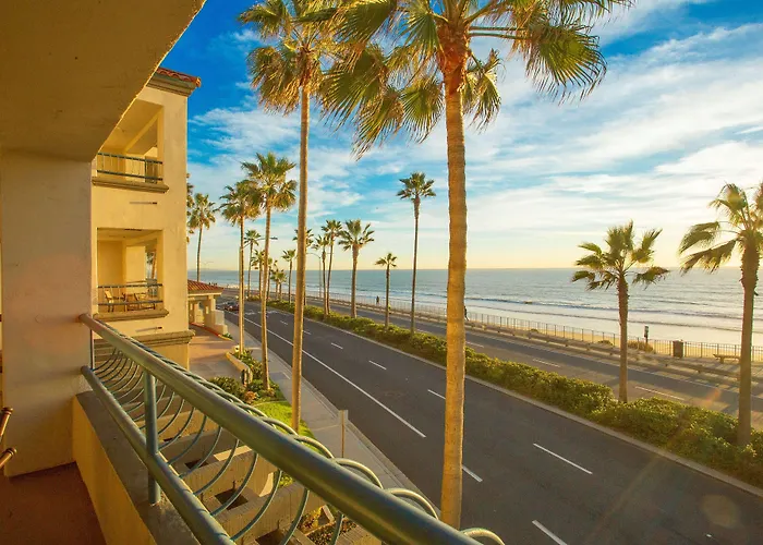 Tamarack Beach Hotel