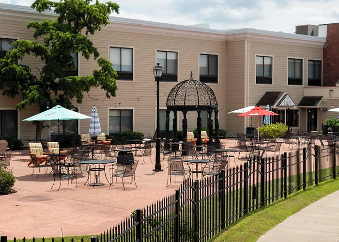 Holiday Inn Express & Suites Albany Airport Area - Latham By Ihg
