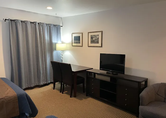Valley Hi Hotel
