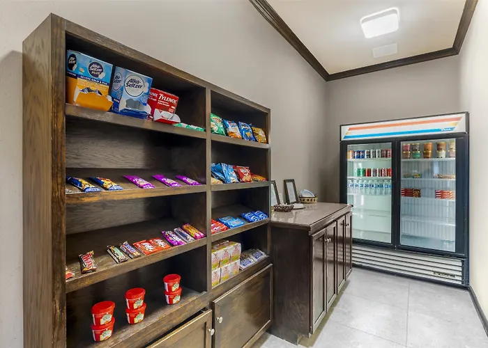 Best Western Red River Inn & Suites