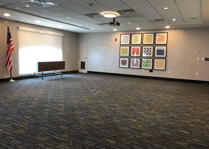 Holiday Inn Express Jacksonville Beach By Ihg