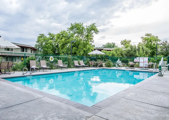 Gaia Hotel & Spa Redding, An Ascend Collection Hotel
