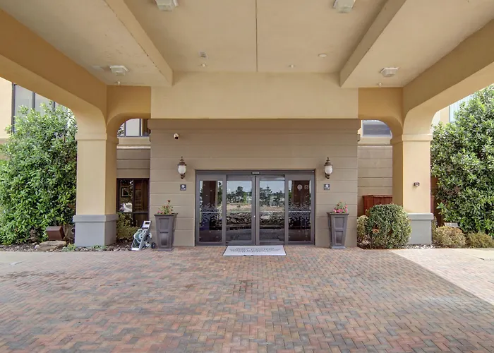 Hampton Inn & Suites Longview North