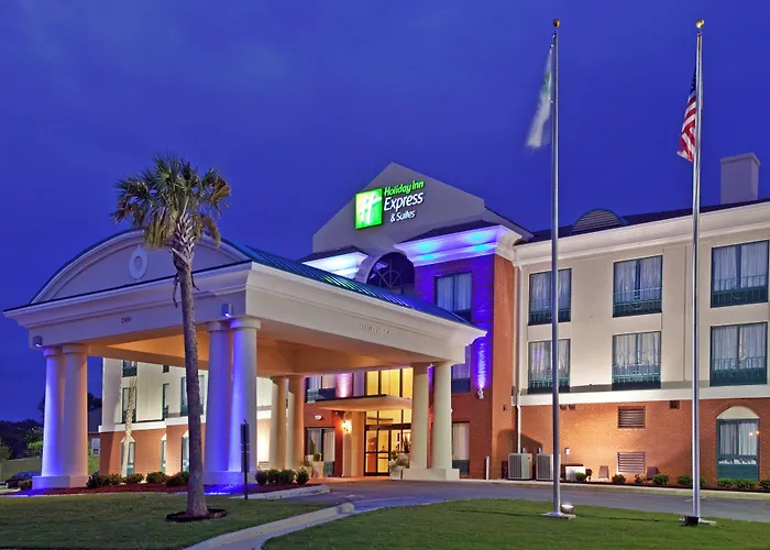 Holiday Inn Express Hotel & Suites Selma By Ihg