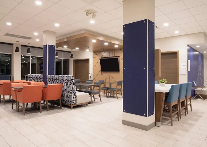 Holiday Inn Express & Suites Nampa - Idaho Center By Ihg