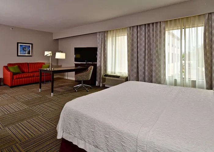 Hampton Inn & Suites Fredericksburg