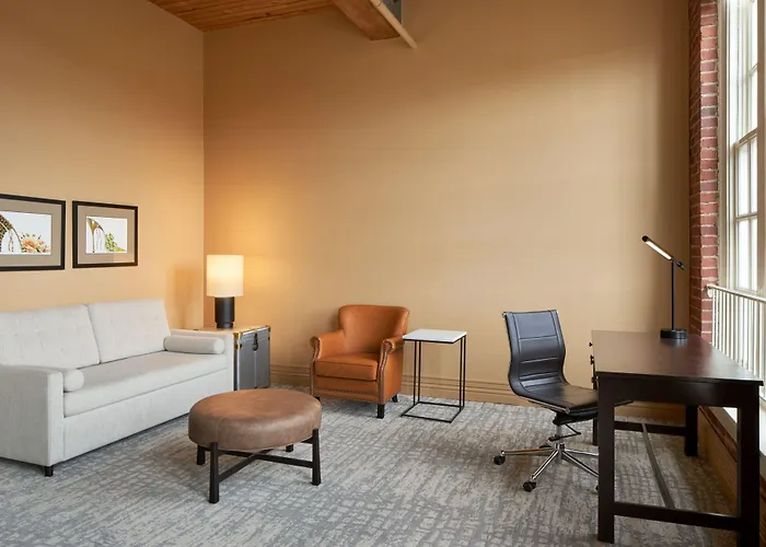 Craddock Terry Hotel, Lynchburg, A Tribute Portfolio Hotel