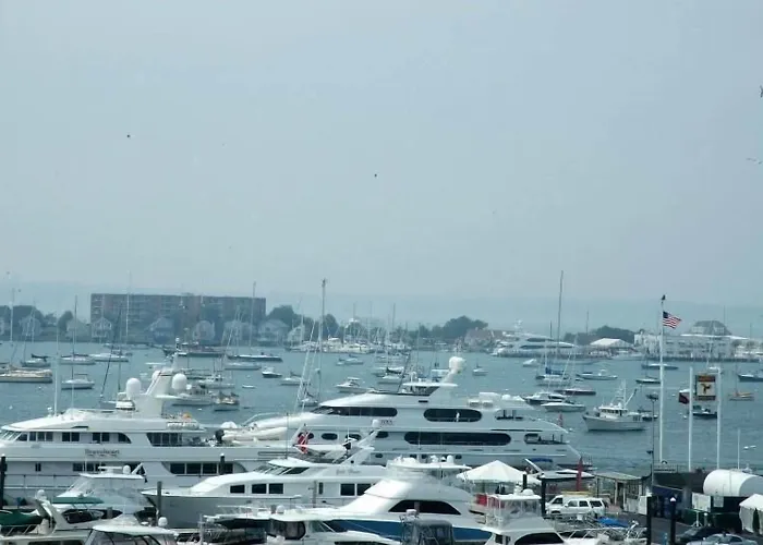 Newport Bay Club And Hotel