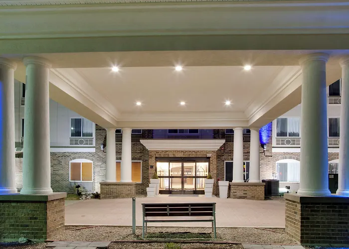 Holiday Inn Express & Suites Jacksonville By Ihg