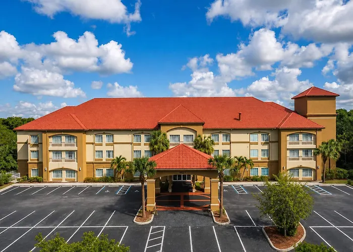 Stay Well Inn & Suites