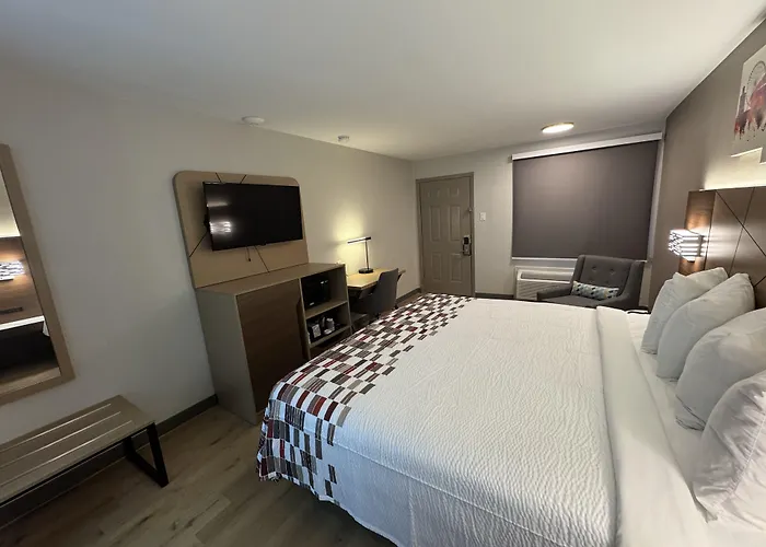 Red Roof Inn Arlington - Entertainment District