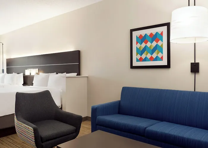Holiday Inn Express Hotel & Suites Shawnee I-40 By Ihg