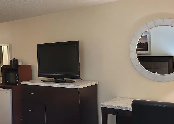 Home Inn & Suites