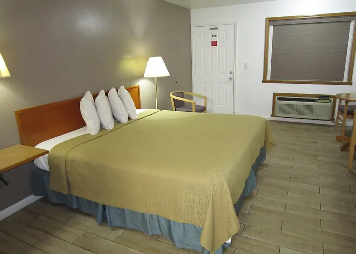 Cassville Budget Inn