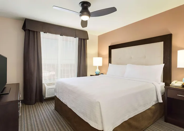 Homewood Suites By Hilton Fargo