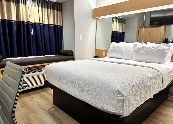 Microtel Inn & Suites By Wyndham Albertville