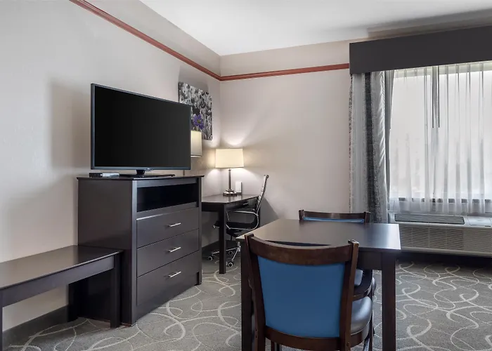 Best Western Limestone Inn And Suites