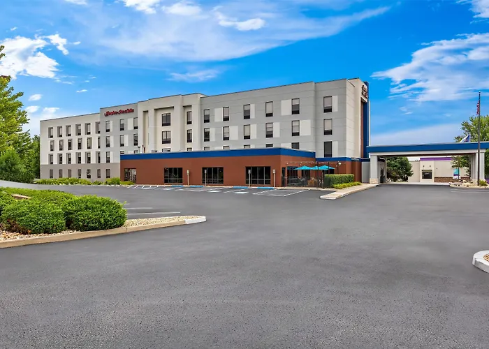 Hampton Inn & Suites Grove City