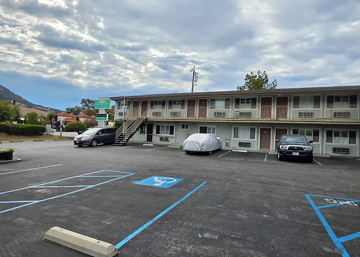 San Luis Inn And Suites