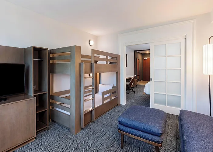 Courtyard By Marriott Anaheim Resort/Convention Center