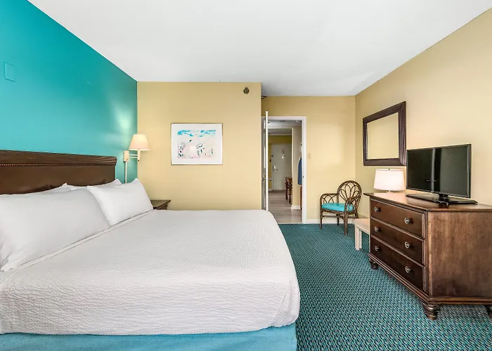 Cayman Suites Hotel