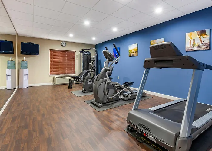 Comfort Suites Escanaba West