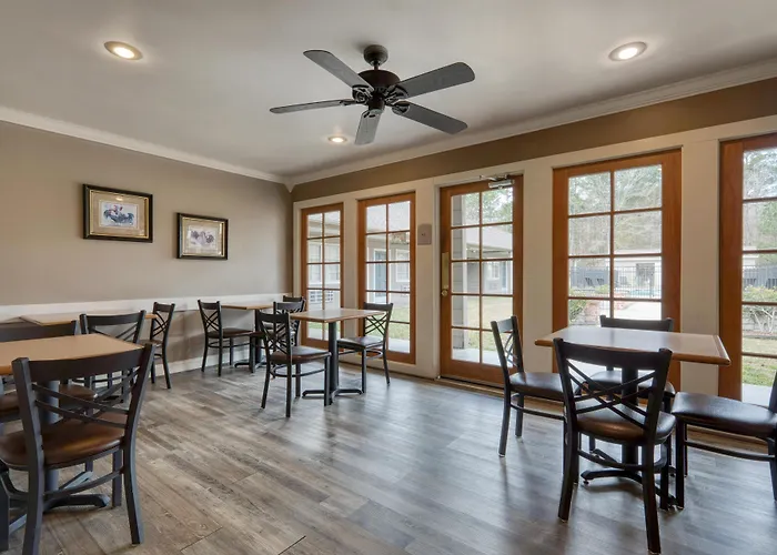 Surestay Hotel By Best Western Leesville