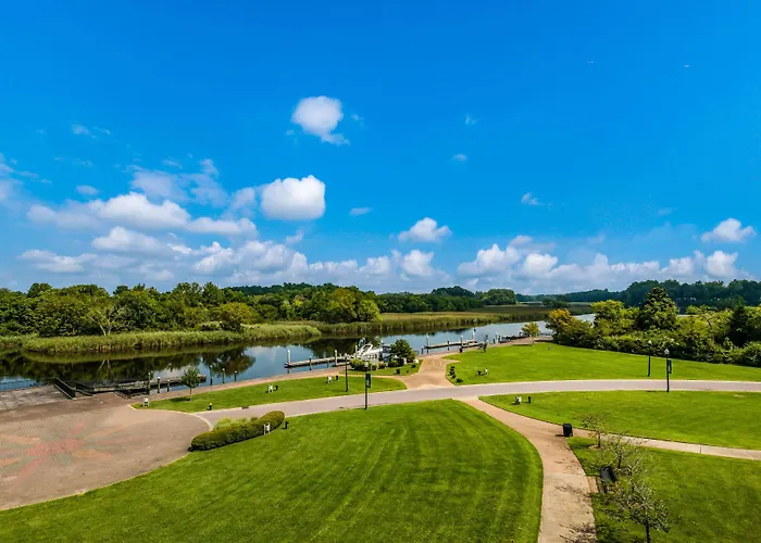 Hilton Garden Inn Suffolk Riverfront