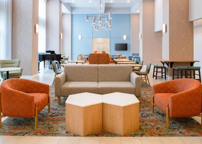 Hampton Inn & Suites Redding