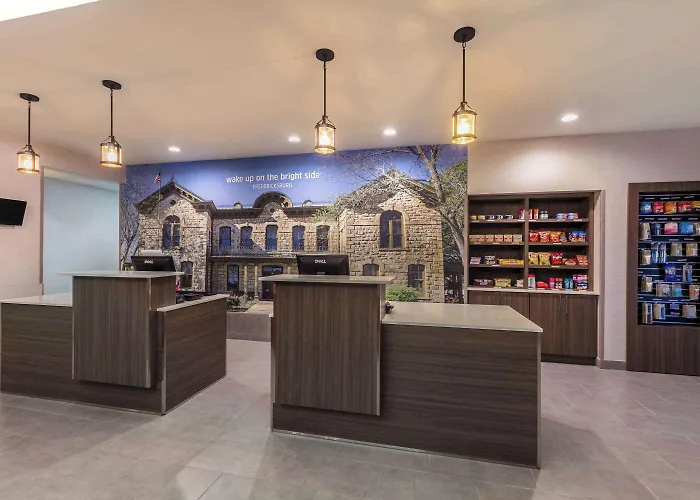La Quinta By Wyndham Fredericksburg