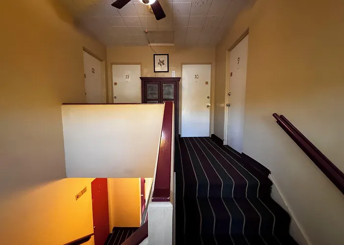 Rugged Country Lodge