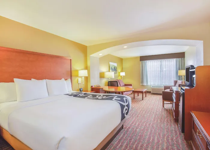La Quinta By Wyndham Bentonville