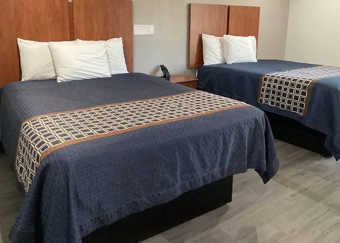 Motel 6 Putnam Ct