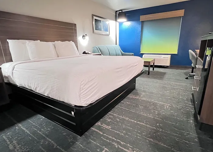 Best Western Plus Memorial Inn