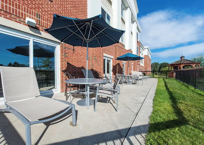 Springhill Suites Devens Common Center