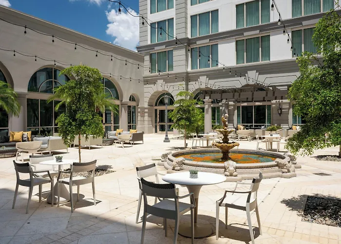 Renaissance Tampa International Plaza Hotel