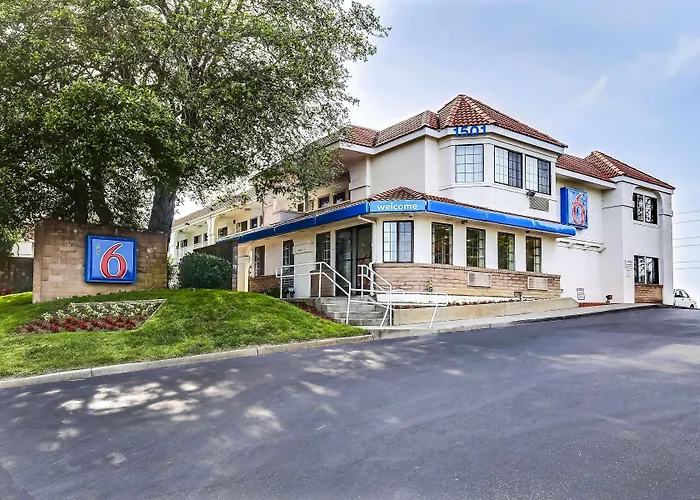 Motel 6-Pinole, Ca