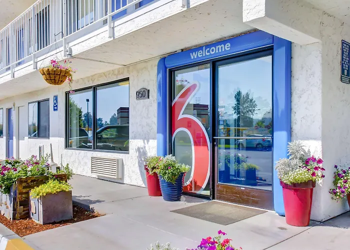 Motel 6-Medford, Or