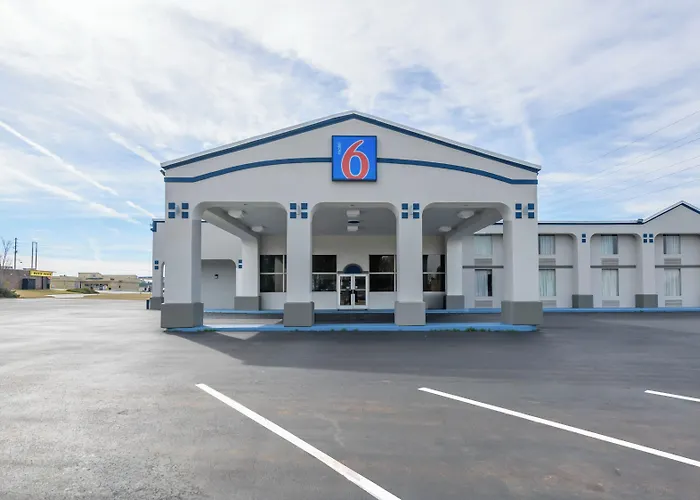 Motel 6 Forsyth, Ga Tift College