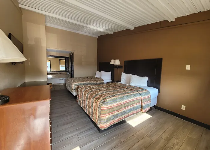 Spanish Trace Inn