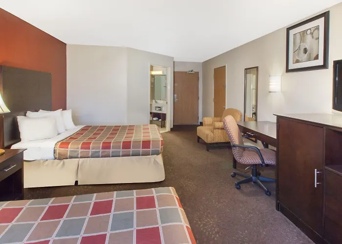 Travelodge By Wyndham Romulus Detroit Airport