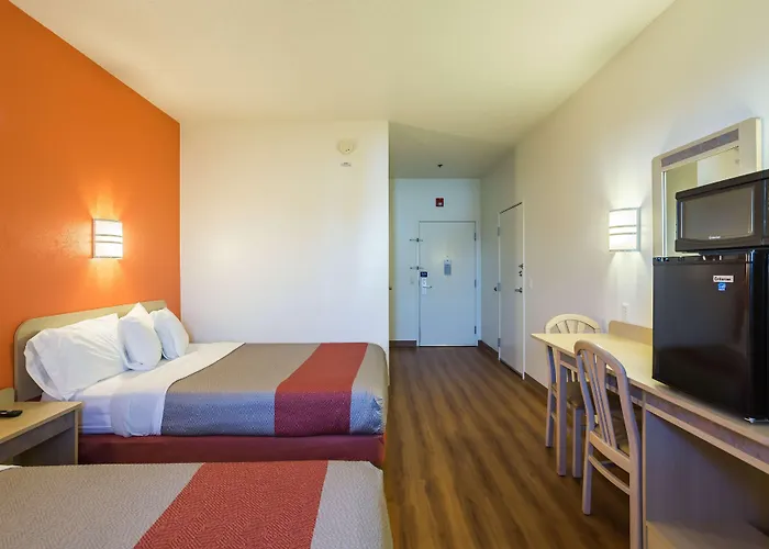 Motel 6 Dale, Indiana Near Holiday World And Splashing Safari#Central Time #I64 Highway
