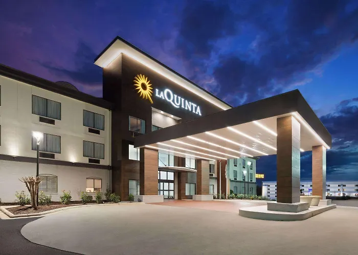 La Quinta Inn & Suites By Wyndham Meridian