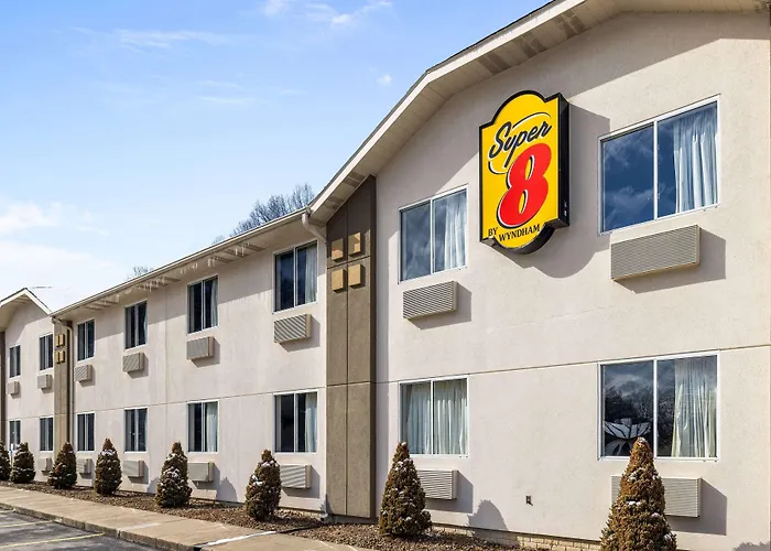 Super 8 By Wyndham Pittsburgh/Monroeville
