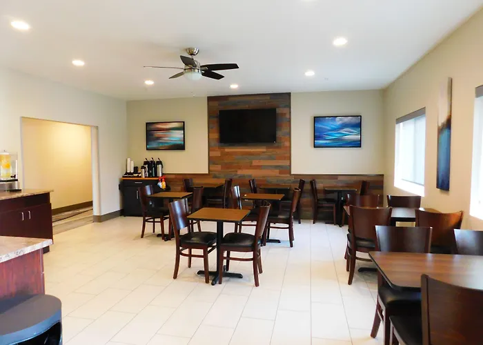 Island Suites