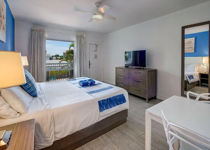 Hotel Blue Strawberry By The Sea Lauderdale-by-the-Sea