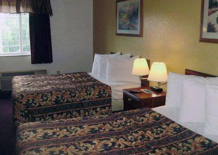 Rodeway Inn Salina North