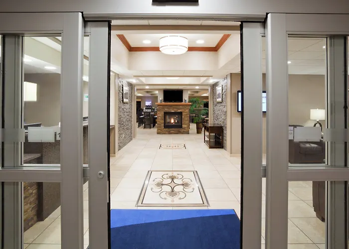 Holiday Inn Express & Suites Aberdeen By Ihg