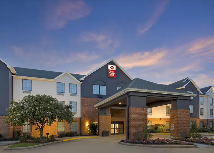 Best Western Plus Executive Hotel & Suites