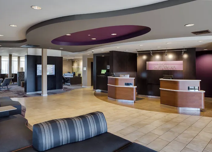 Courtyard By Marriott Providence Warwick
